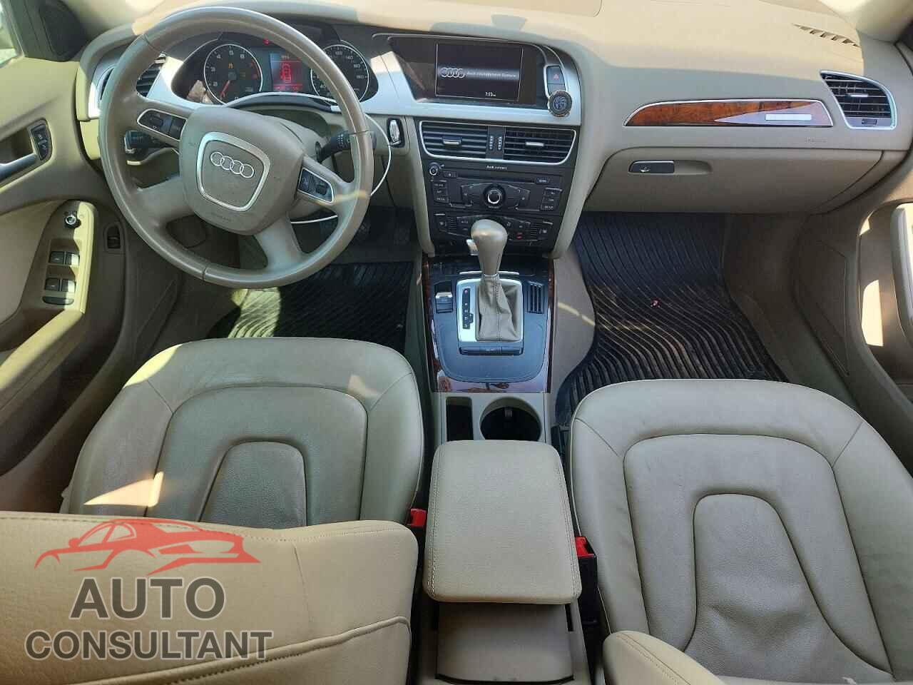 AUDI A4 2012 - WAUBFAFL6CA120492