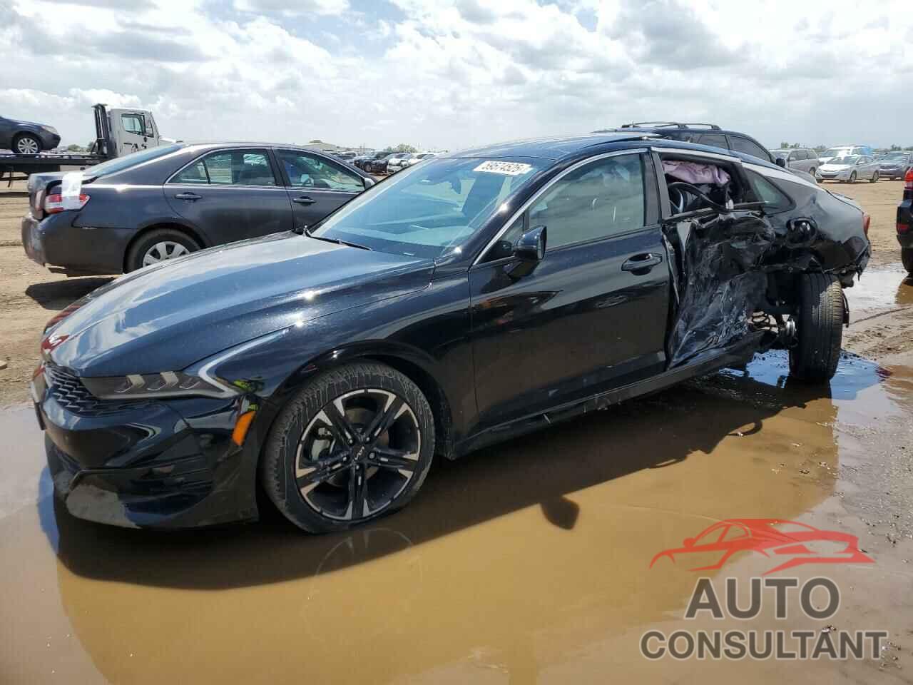 KIA K5 2022 - 5XXG64J23NG141817
