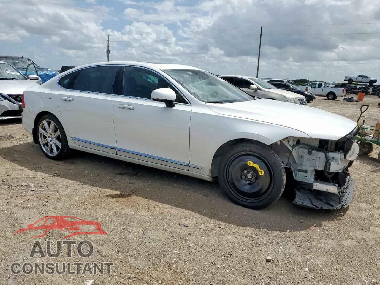 VOLVO S90 2018 - LVY992MLXJP008671