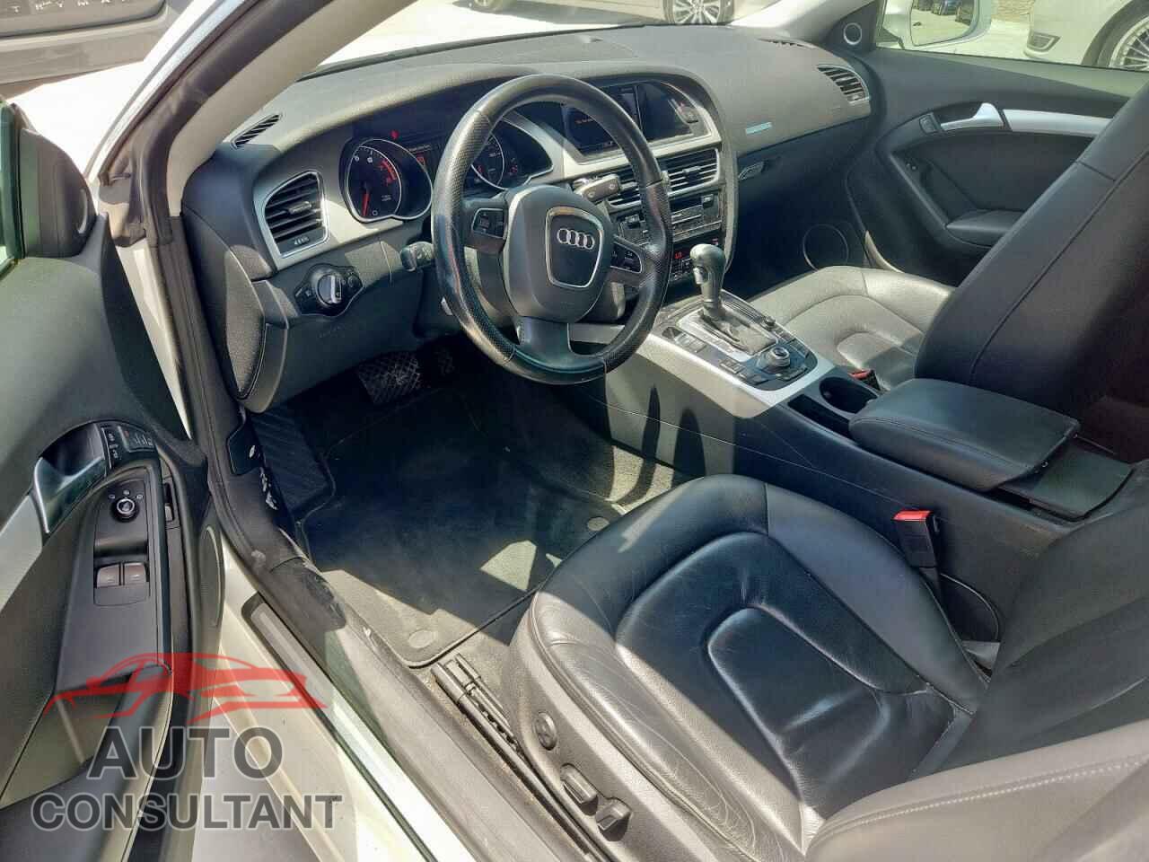 AUDI A5 2012 - WAULFAFR3CA004577