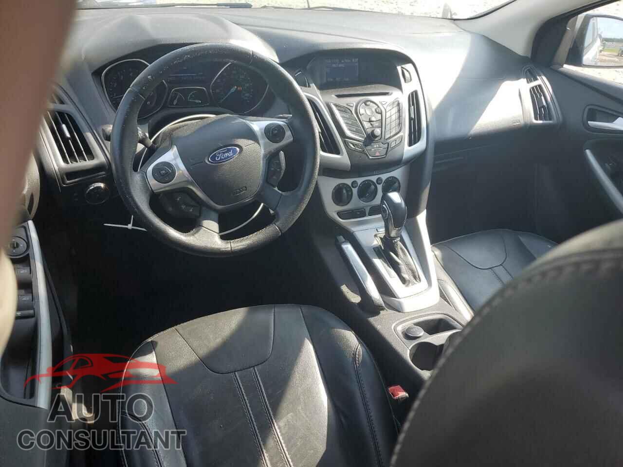 FORD FOCUS 2013 - 1FADP3K28DL294318