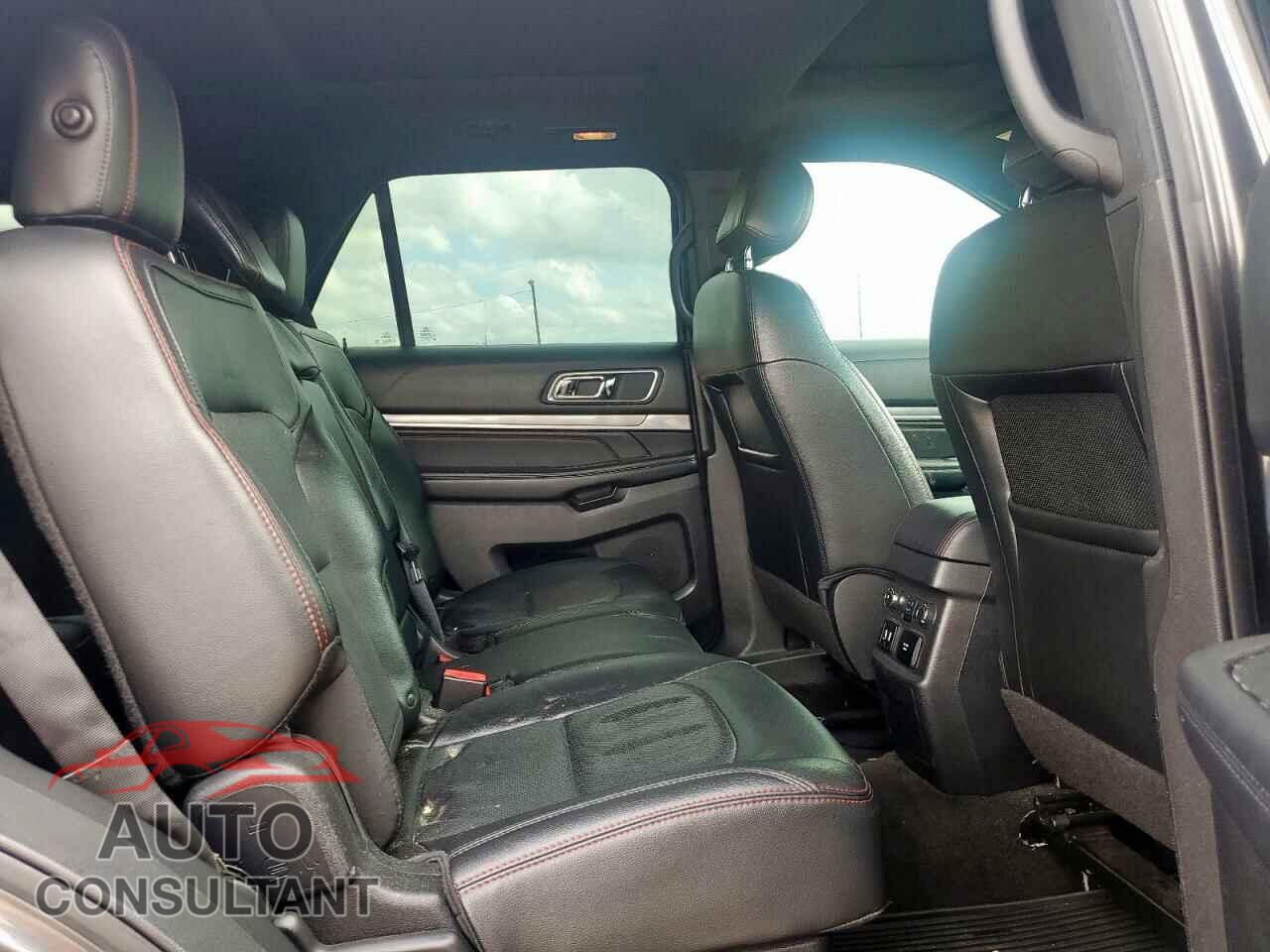 FORD EXPLORER 2017 - 1FM5K8GT2HGA33515