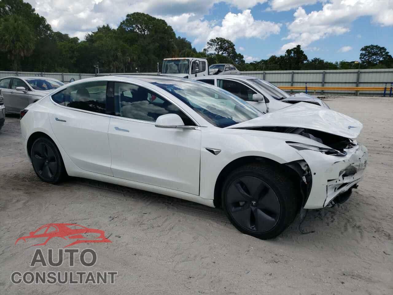 TESLA MODEL 3 2020 - 5YJ3E1EA1LF598255