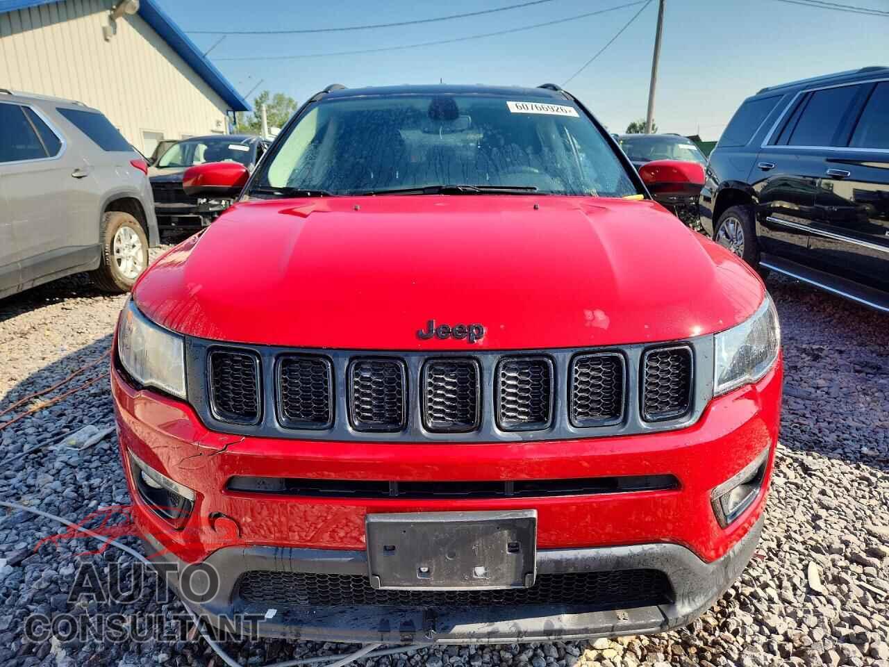 JEEP COMPASS 2019 - 3C4NJDBB4KT761127