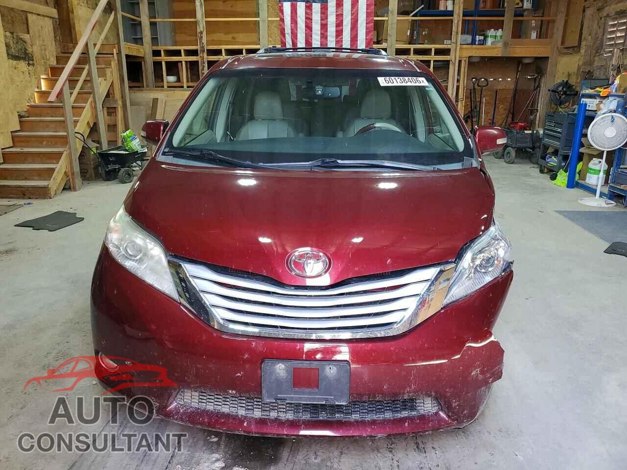 TOYOTA SIENNA 2013 - 5TDDK3DC8DS067448