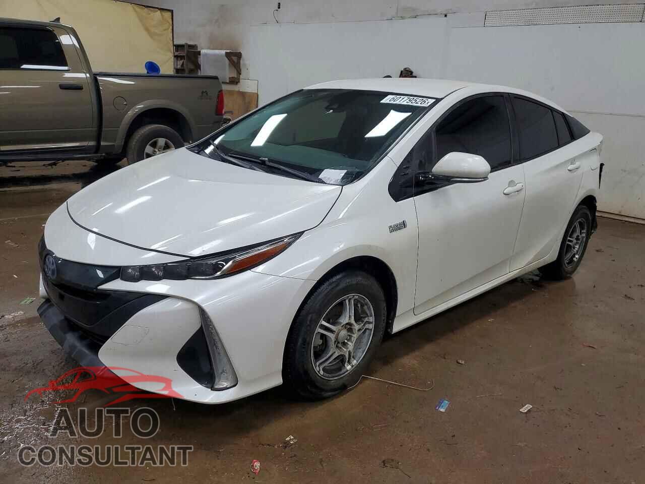 TOYOTA PRIUS 2017 - JTDKARFP6H3024019