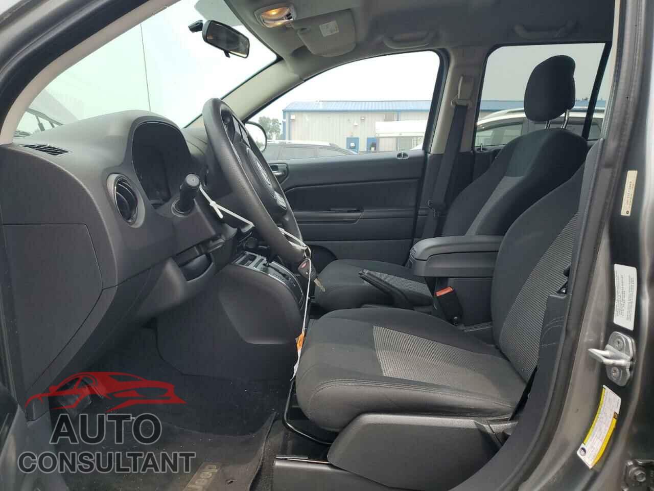 JEEP COMPASS 2011 - 1J4NF1FBXBD258616