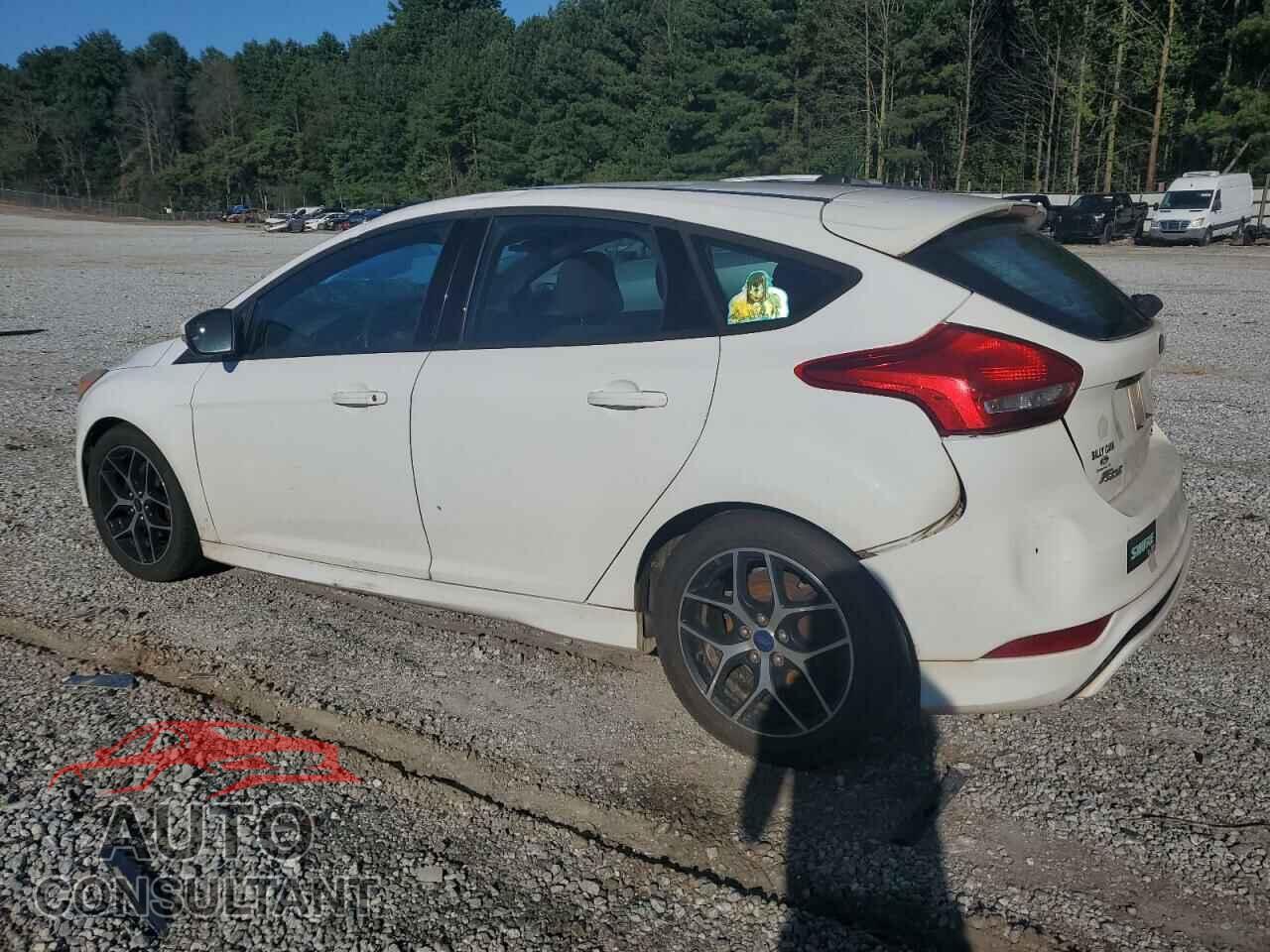 FORD FOCUS 2016 - 1FADP3K27GL381602