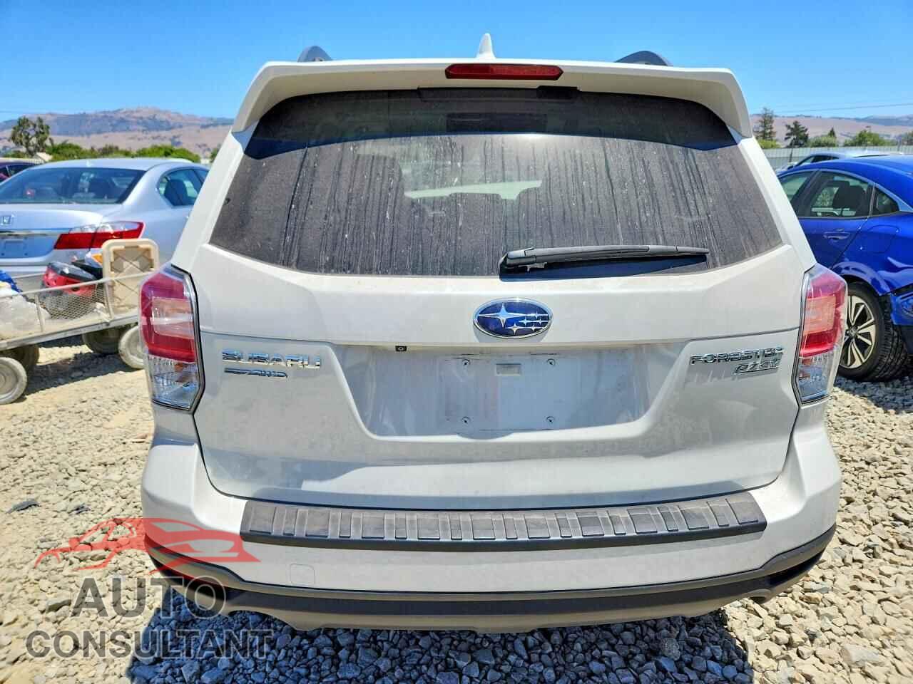 SUBARU FORESTER 2017 - JF2SJAEC0HH444394