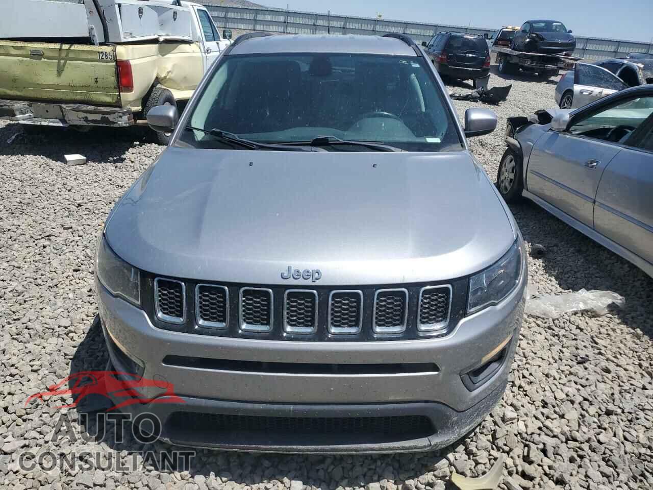 JEEP COMPASS 2018 - 3C4NJDBB9JT483338