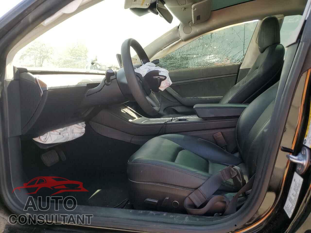 TESLA MODEL 3 2021 - 5YJ3E1EA8MF875873