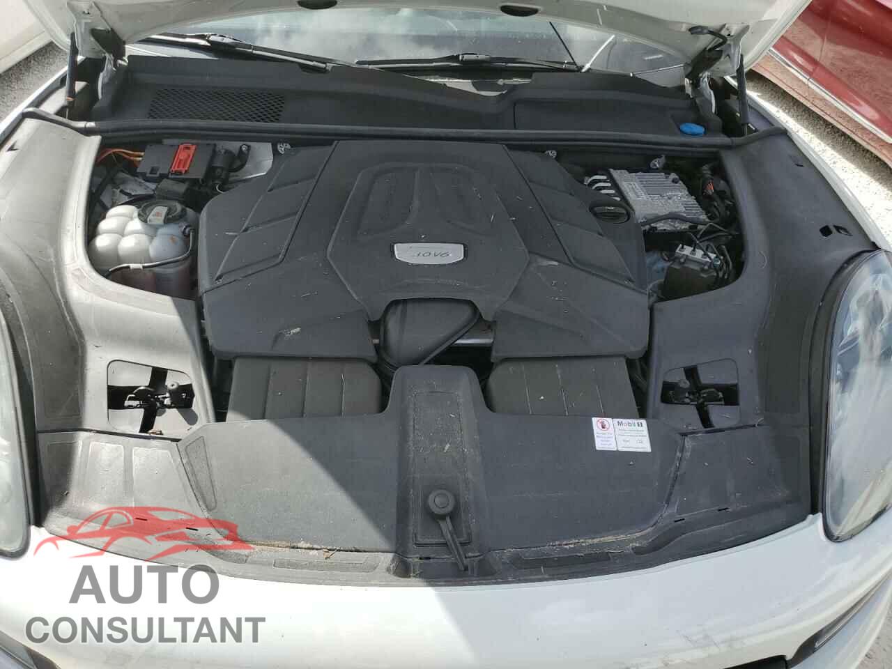 PORSCHE CAYENNE 2019 - WP1AA2AY8KDA04941