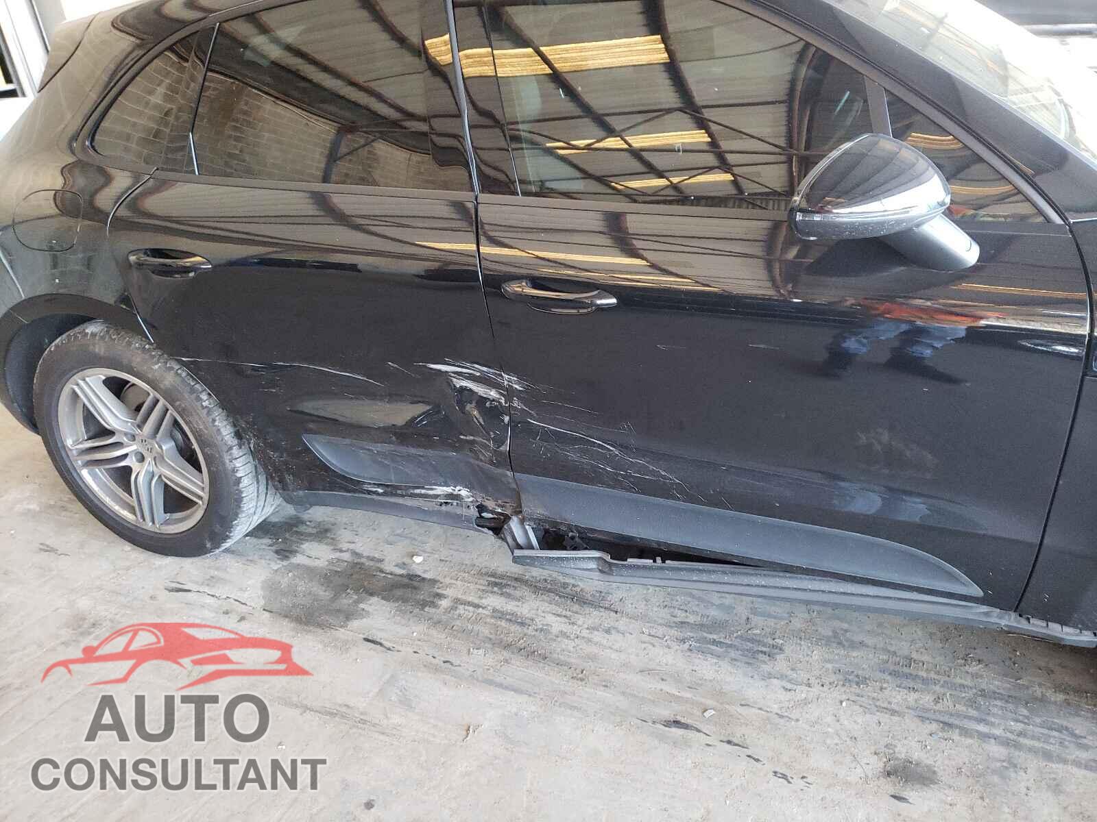 PORSCHE MACAN 2018 - WP1AA2A53JLB11342