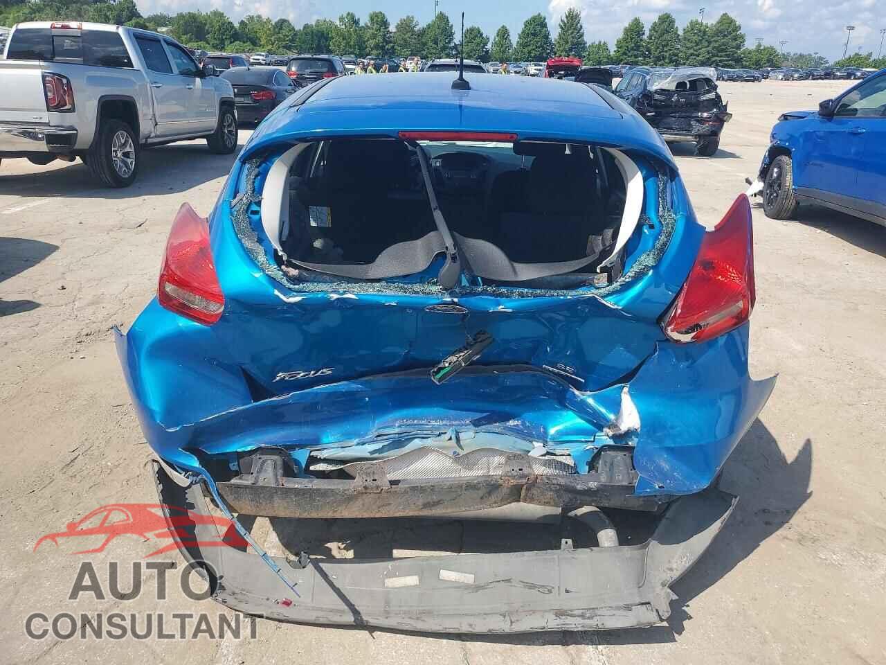 FORD FOCUS 2016 - 1FADP3K26GL361194