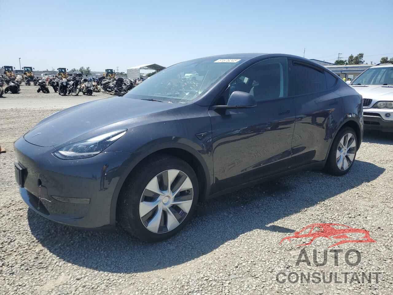TESLA MODEL Y 2024 - 7SAYGDEDXRF095167