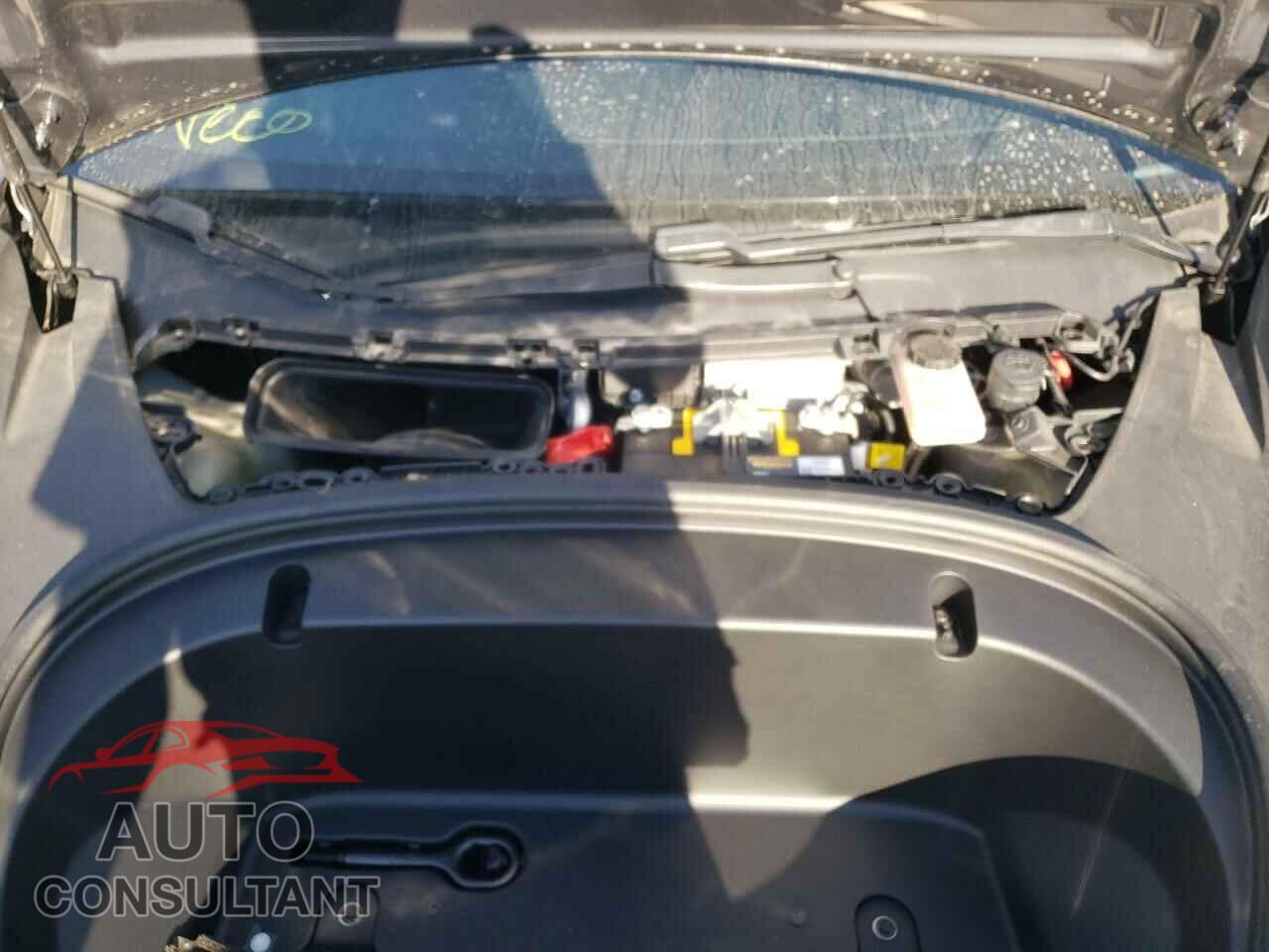 TESLA MODEL 3 2020 - 5YJ3E1EBXLF663919