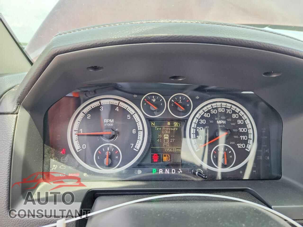 DODGE RAM 1500 2012 - 1C6RD7JT9CS173285