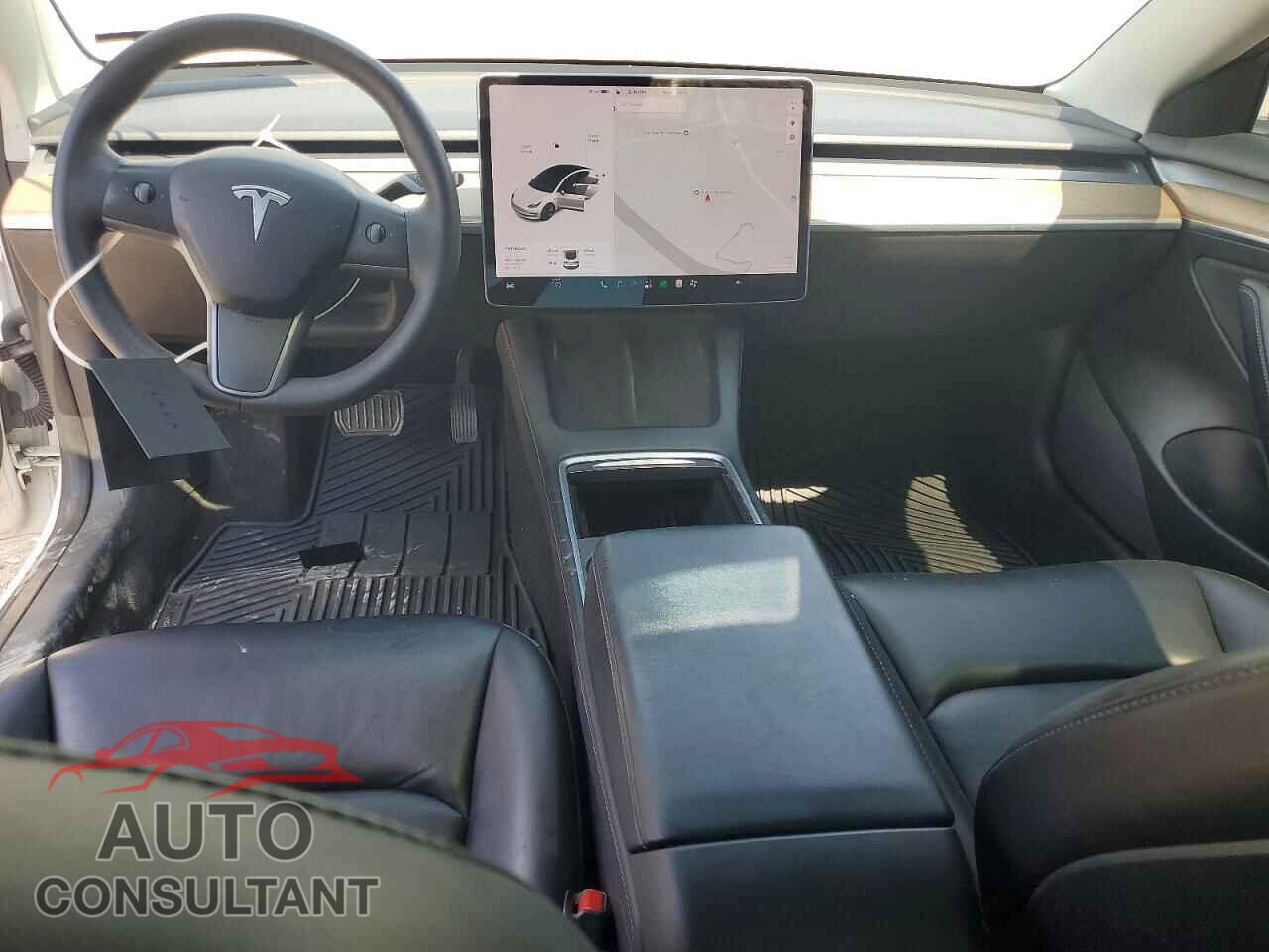TESLA MODEL 3 2021 - 5YJ3E1EA1MF084679