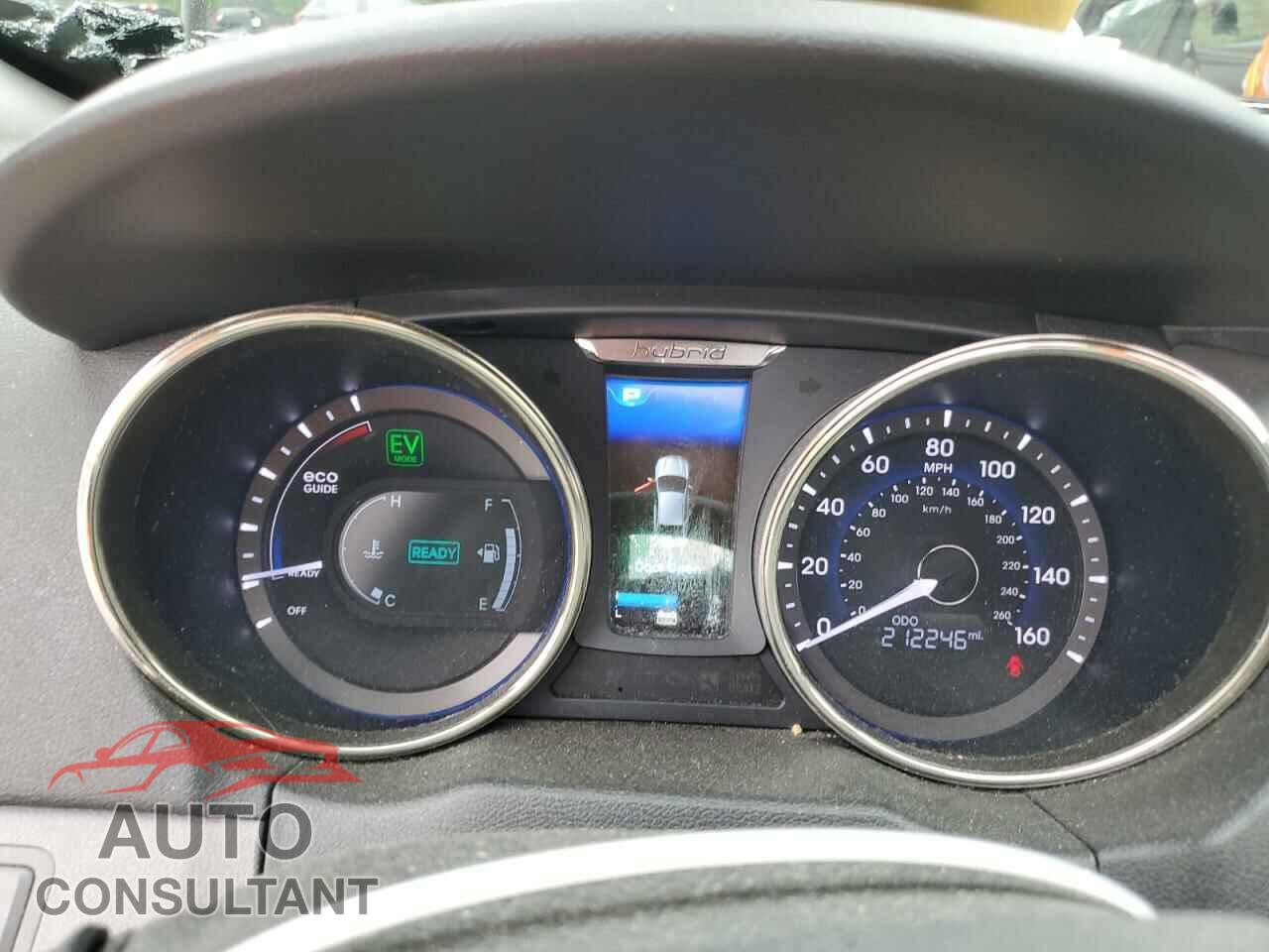 HYUNDAI SONATA 2012 - KMHEC4A46CA020995