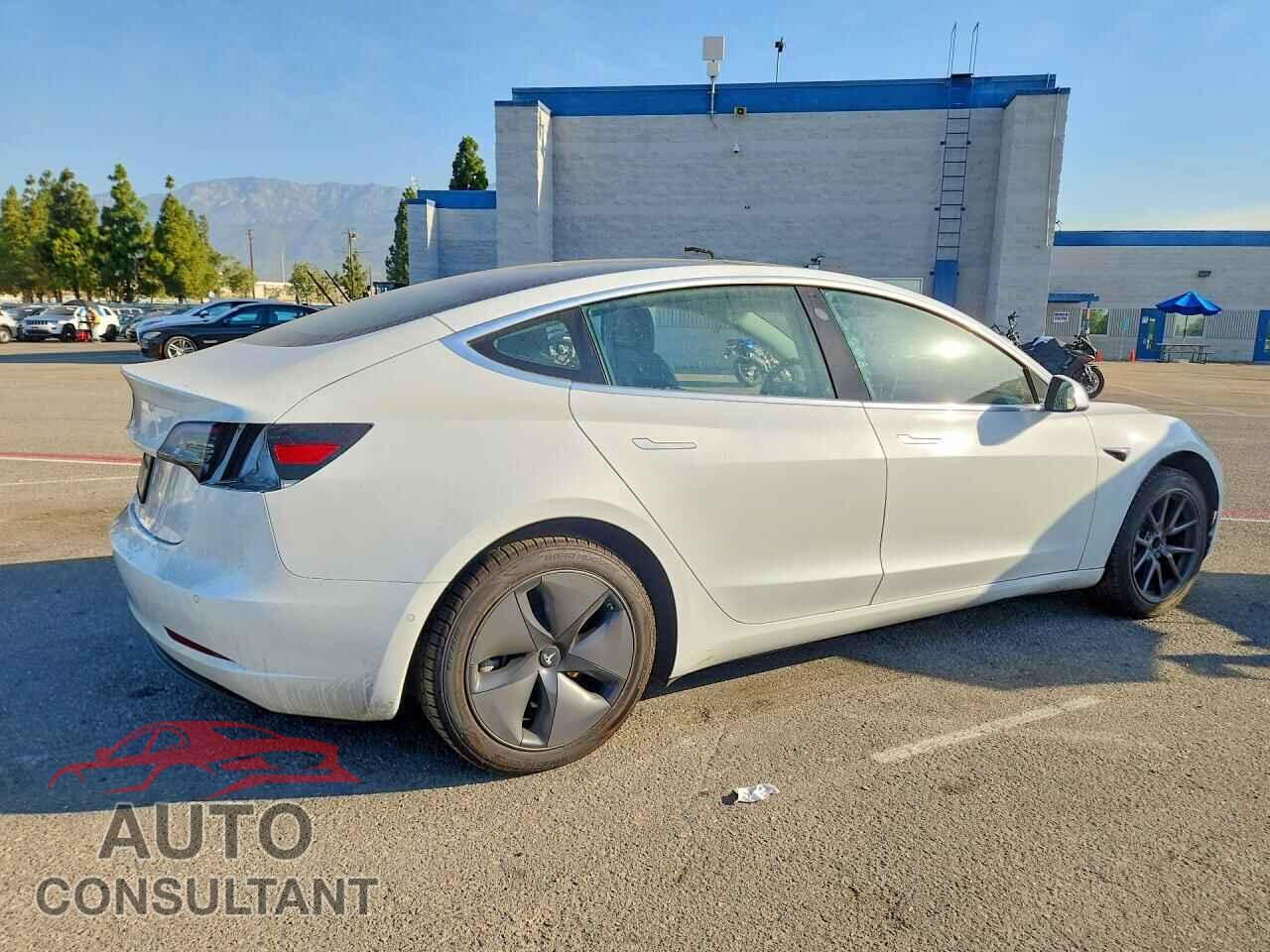 TESLA MODEL 3 2020 - 5YJ3E1EA5LF706148