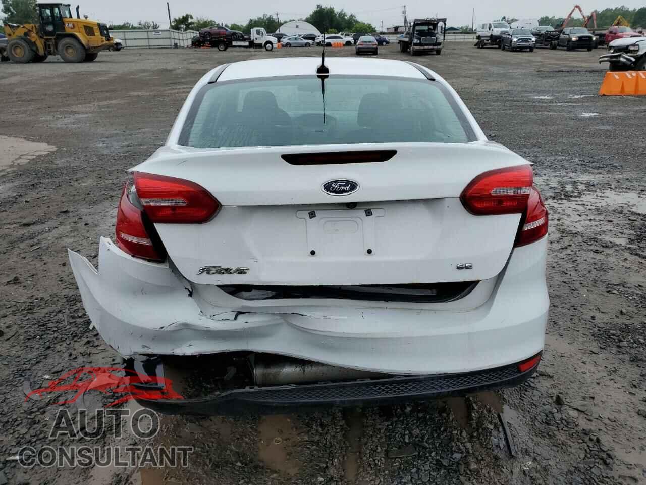 FORD FOCUS 2016 - 1FADP3F22GL260860