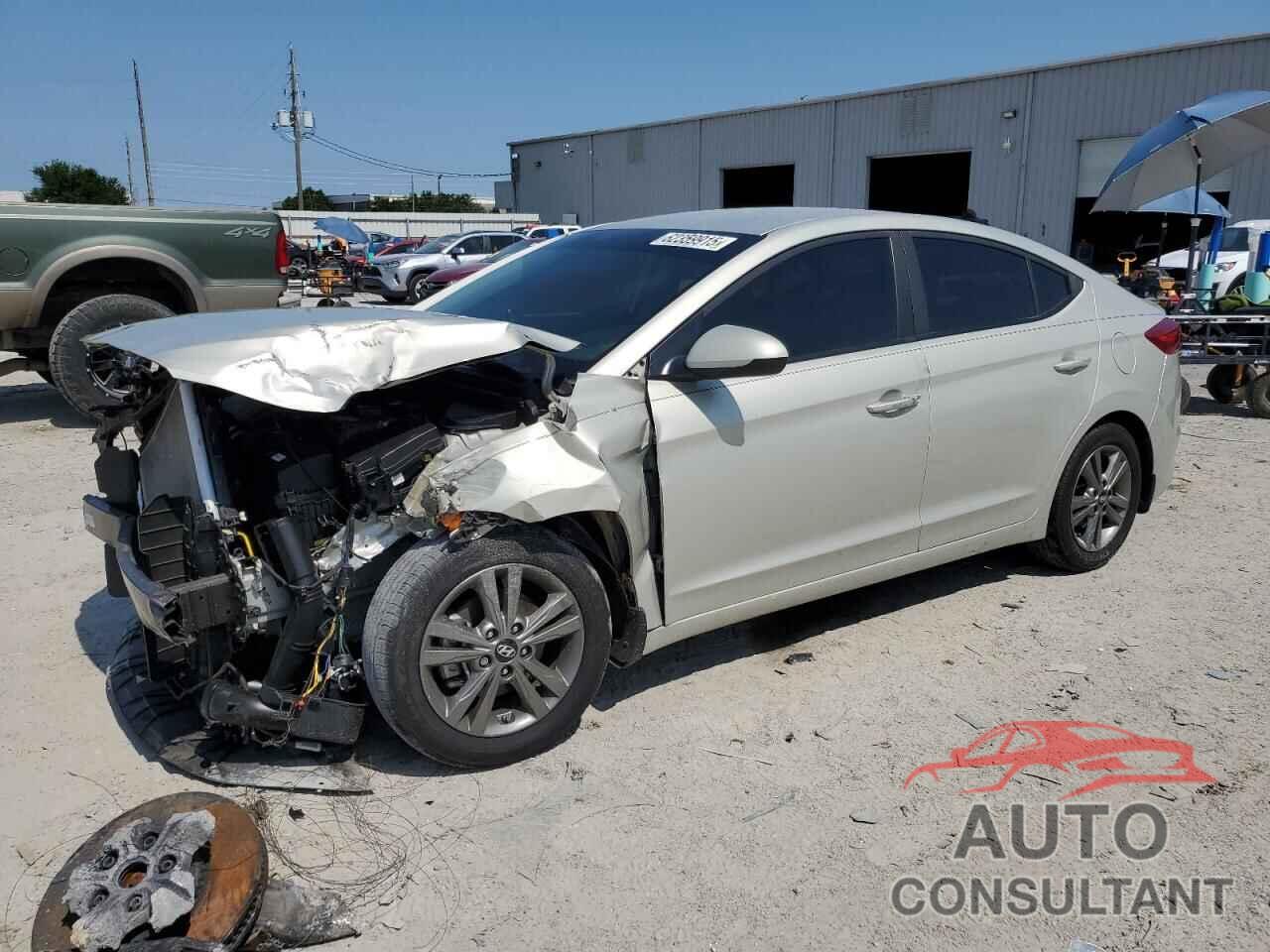 HYUNDAI ELANTRA 2018 - 5NPD84LF0JH381483