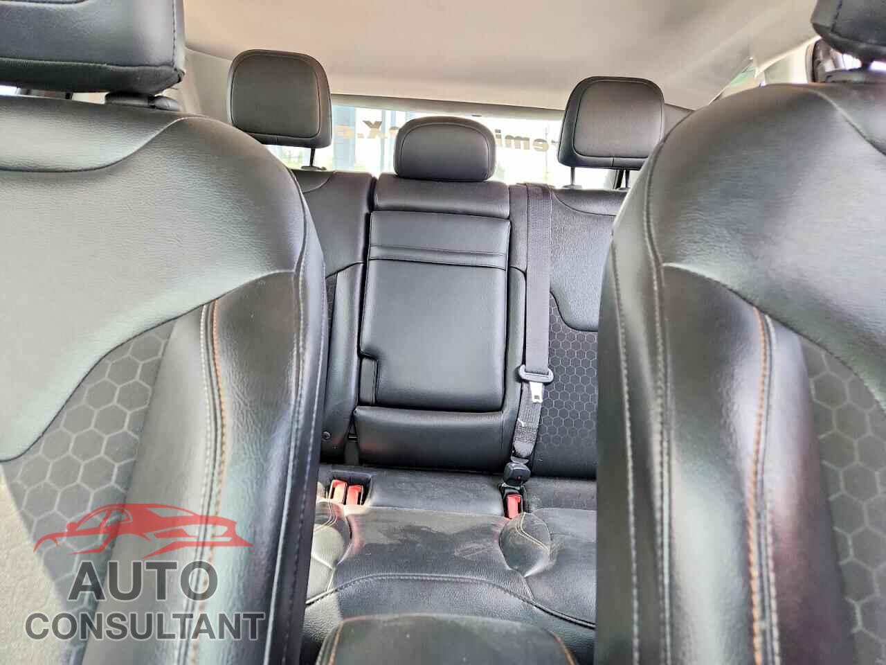 JEEP COMPASS 2018 - 3C4NJCBB7JT235311