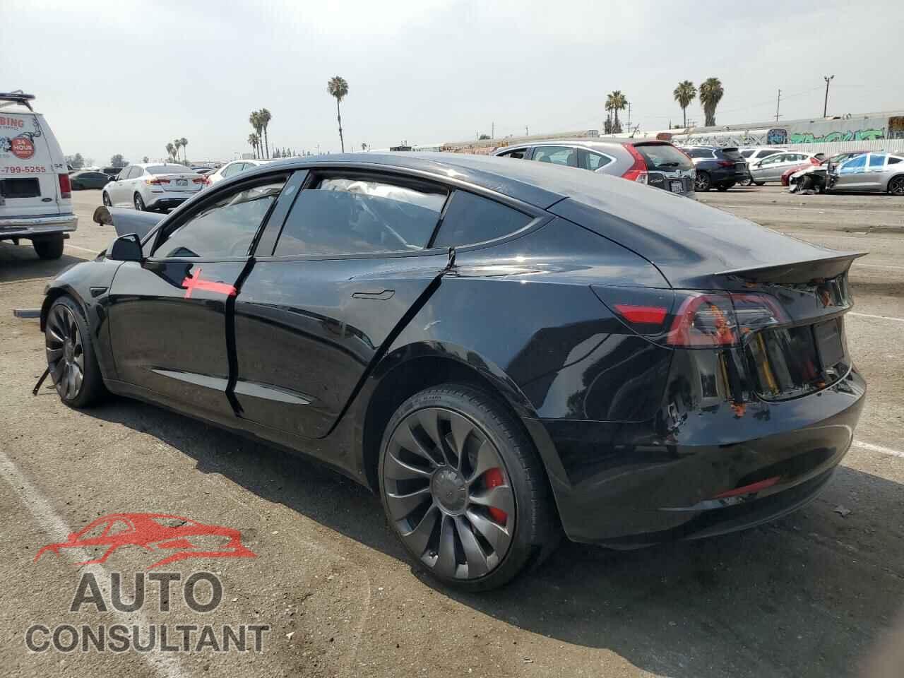 TESLA MODEL 3 2023 - 5YJ3E1EC1PF586632