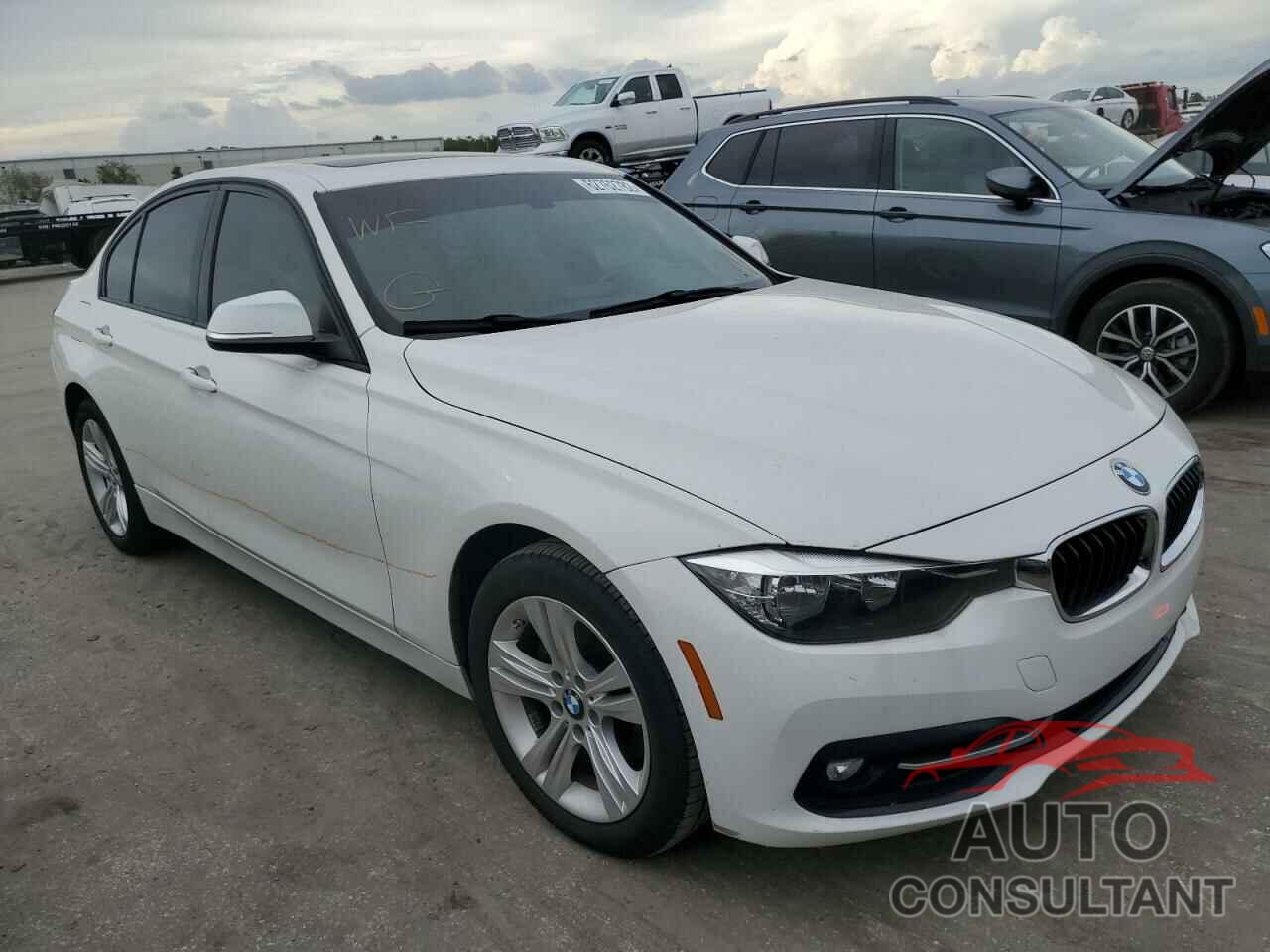 BMW 3 SERIES 2016 - WBA8E9C50GK645131