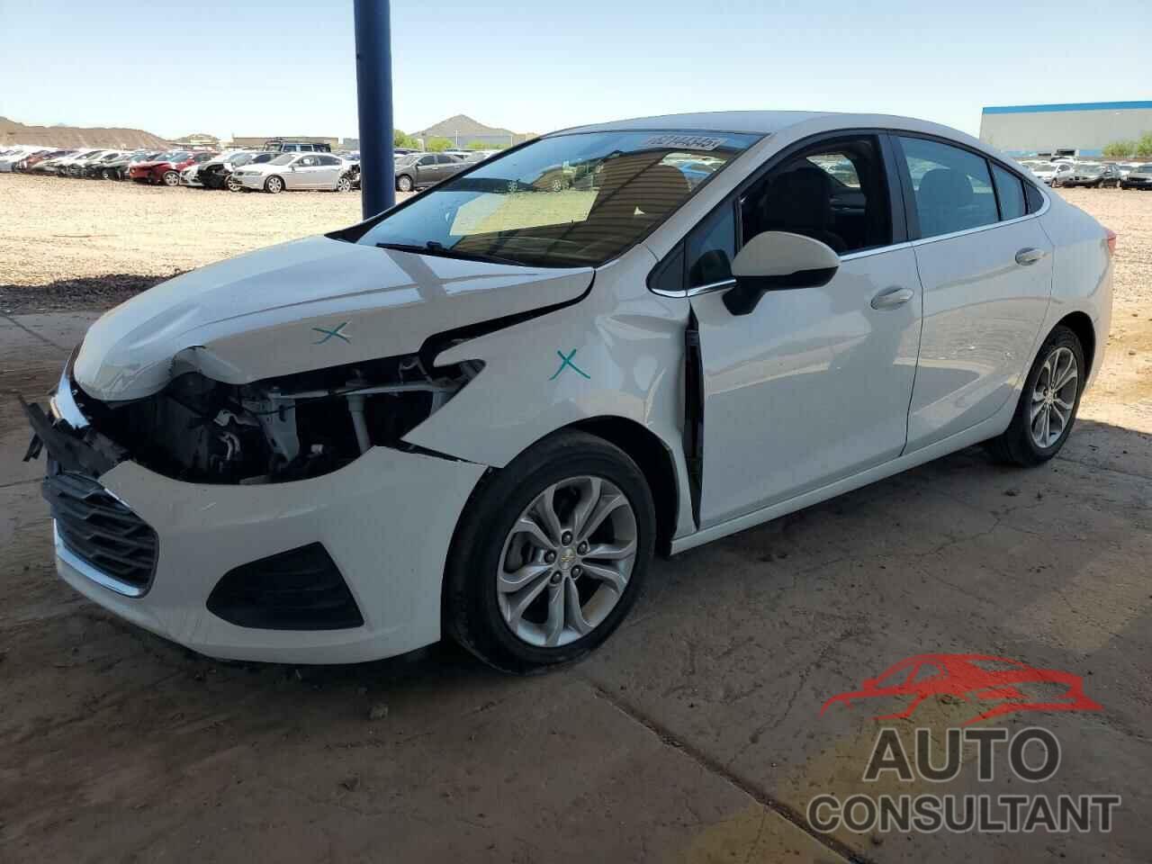 CHEVROLET CRUZE 2019 - 1G1BE5SM4K7108003