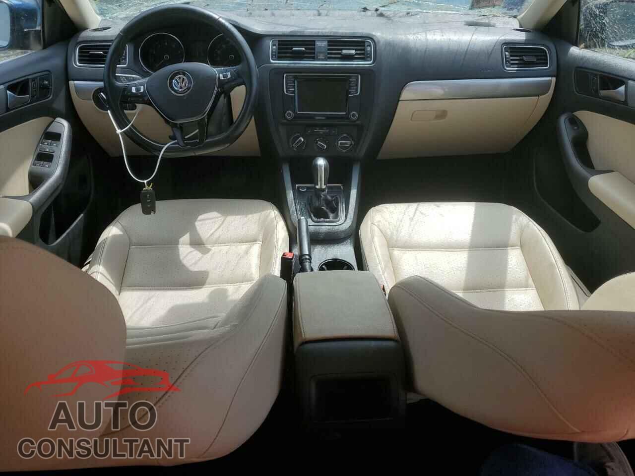 VOLKSWAGEN JETTA 2017 - 3VWDB7AJ6HM227727