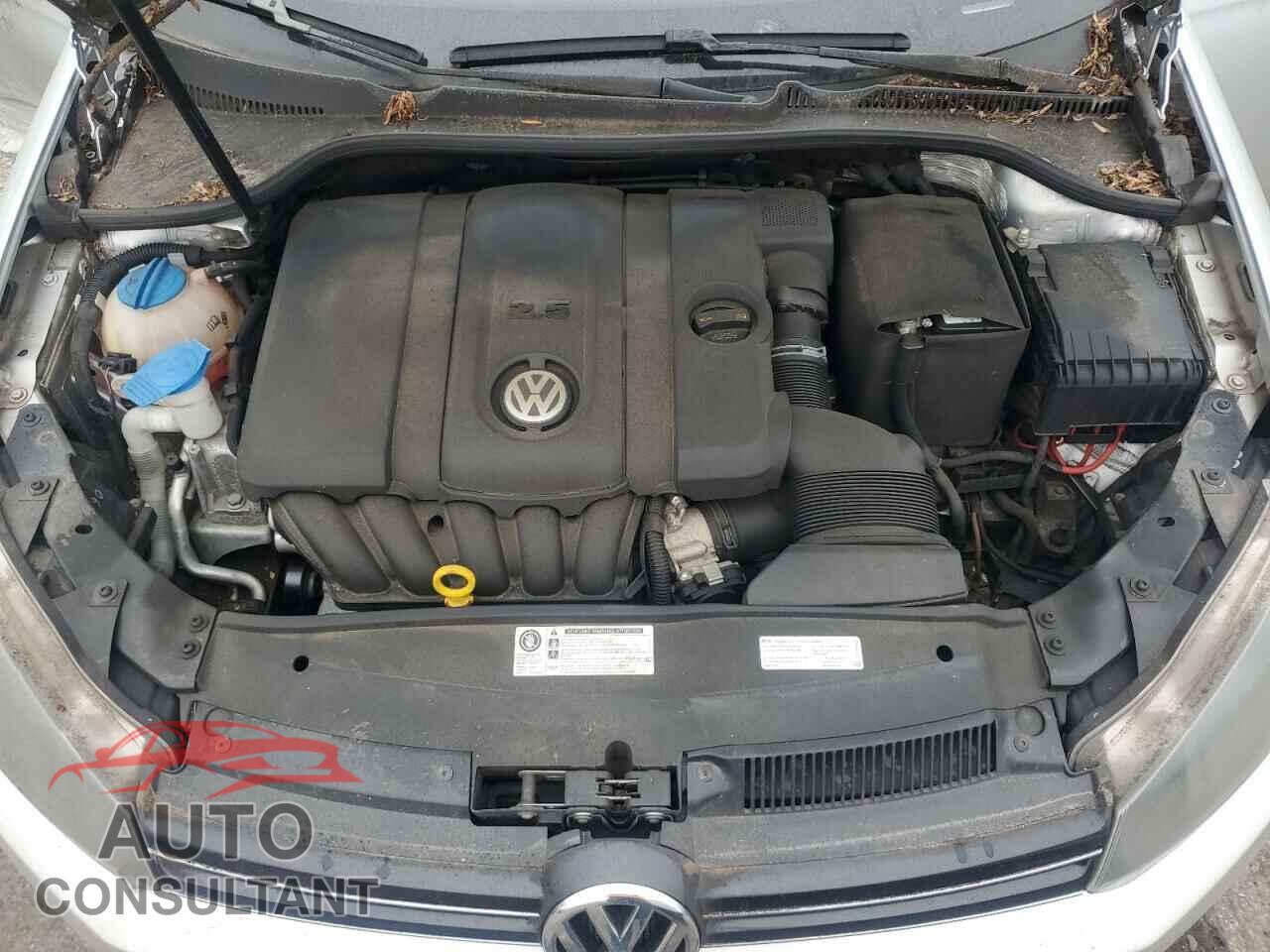 VOLKSWAGEN JETTA 2013 - 3VWPP7AJXDM692746