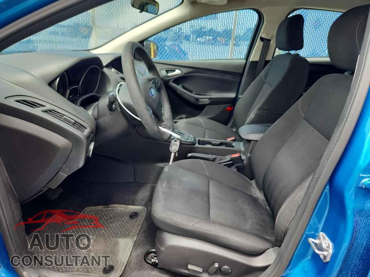 FORD FOCUS 2016 - 1FADP3F26GL304620