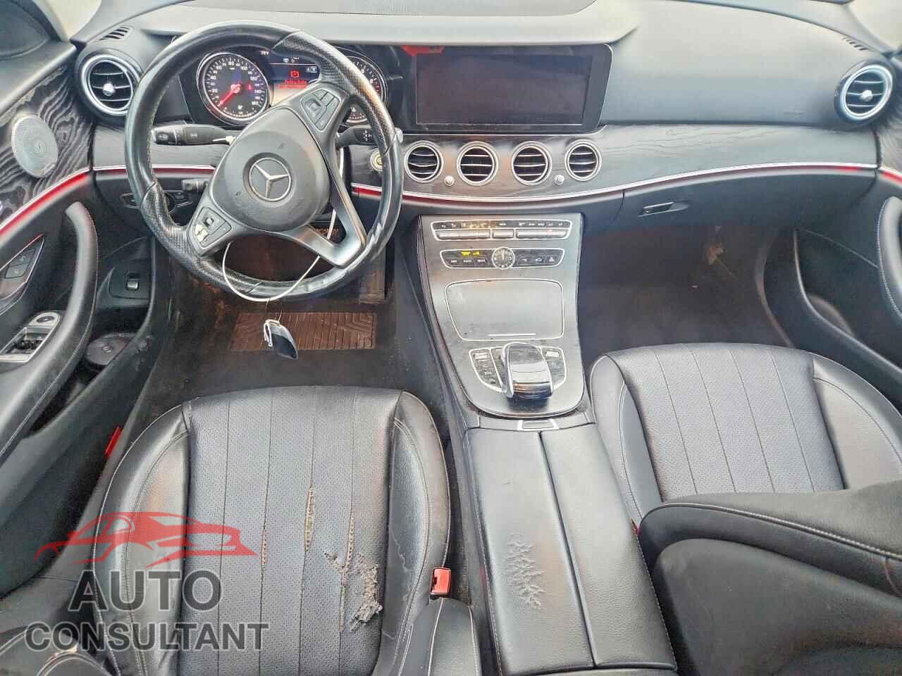 MERCEDES-BENZ E-CLASS 2018 - WDDZF4JB2JA375967