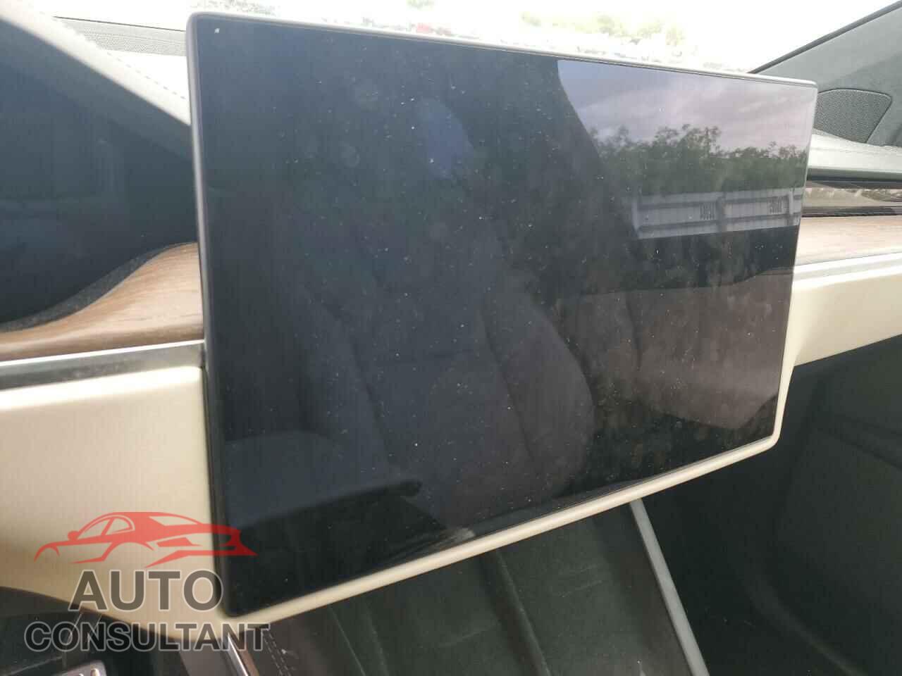 TESLA MODEL X 2023 - 7SAXCDE55PF381795
