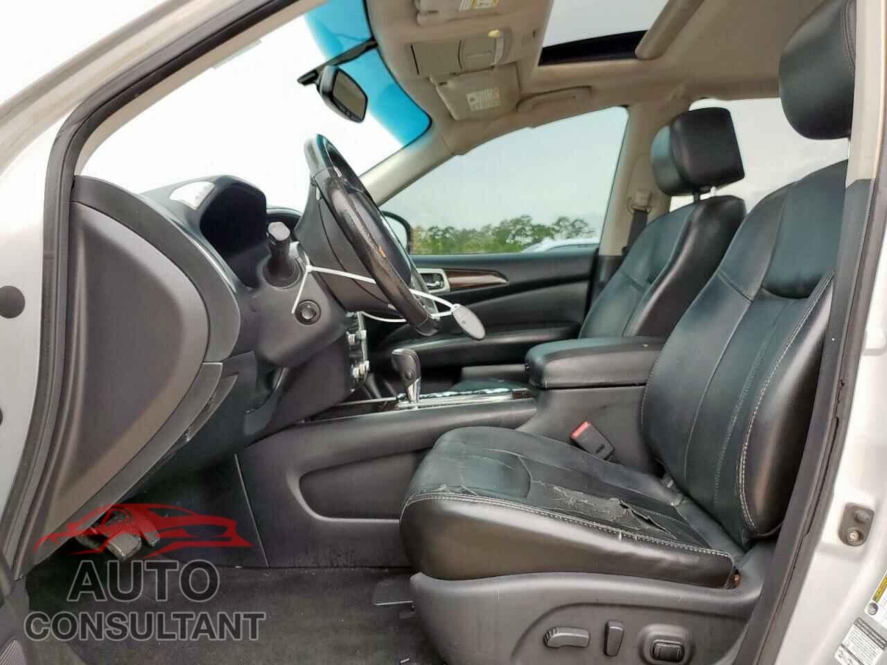 NISSAN PATHFINDER 2013 - 5N1AR2MN3DC654325