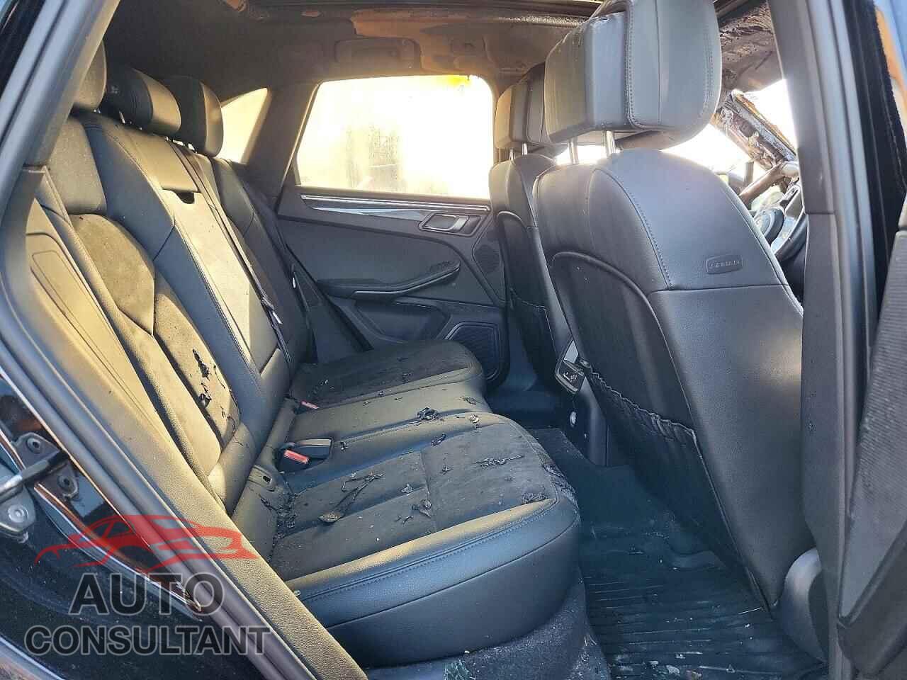 PORSCHE MACAN 2015 - WP1AB2A54FLB72218