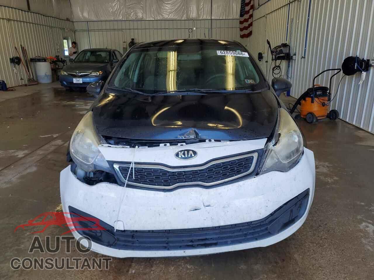 KIA RIO 2015 - KNADN4A34F6447064