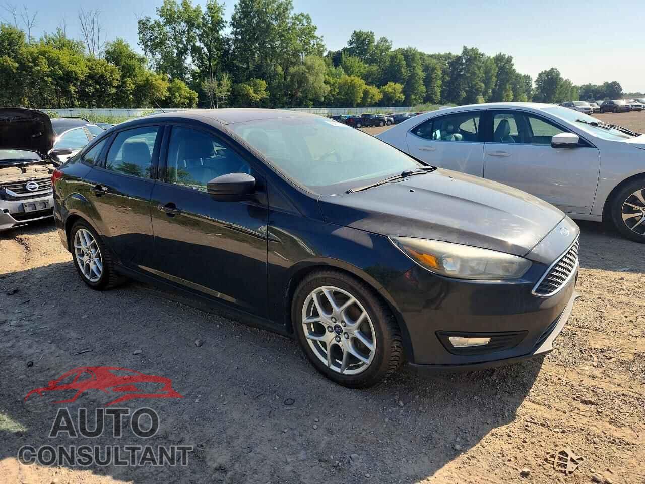 FORD FOCUS 2015 - 1FADP3F23FL299388