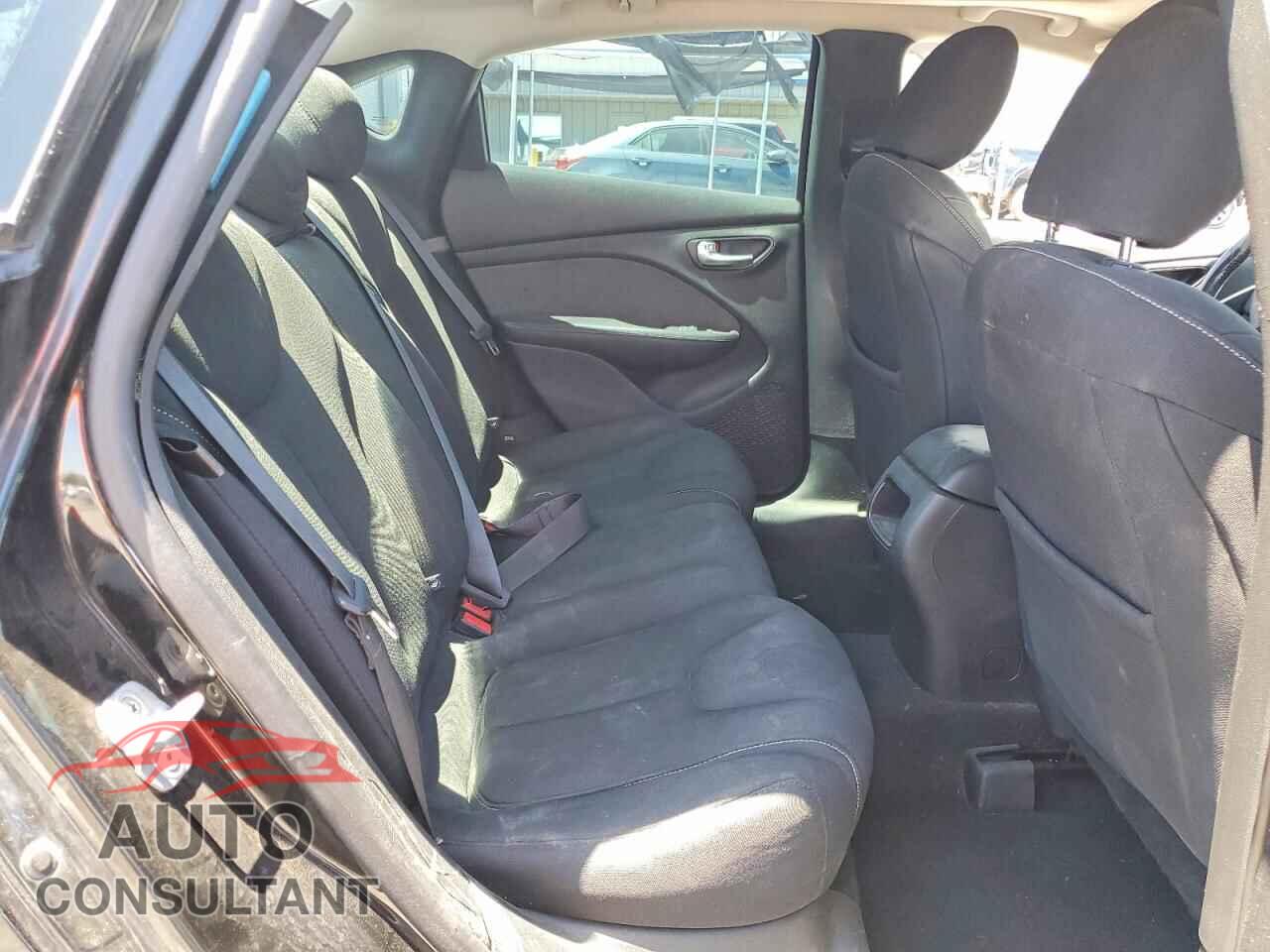 DODGE DART 2013 - 1C3CDFBAXDD326093