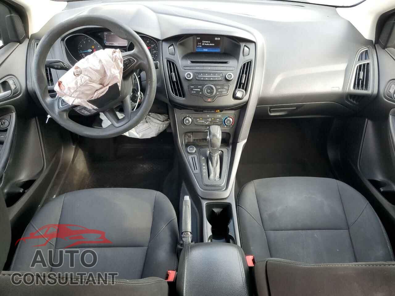 FORD FOCUS 2016 - 1FADP3F21GL357046