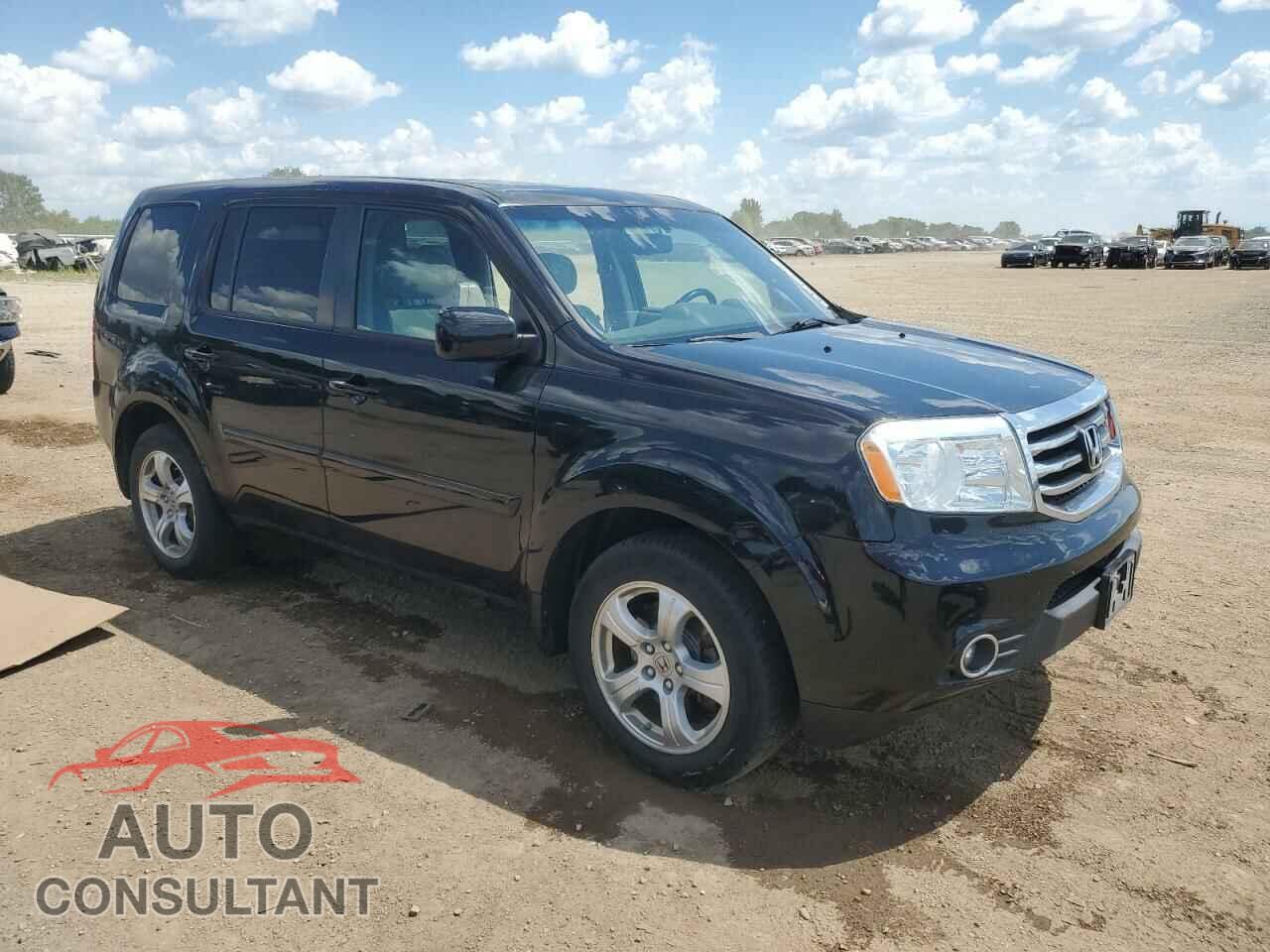 HONDA PILOT 2013 - 5FNYF4H72DB013401