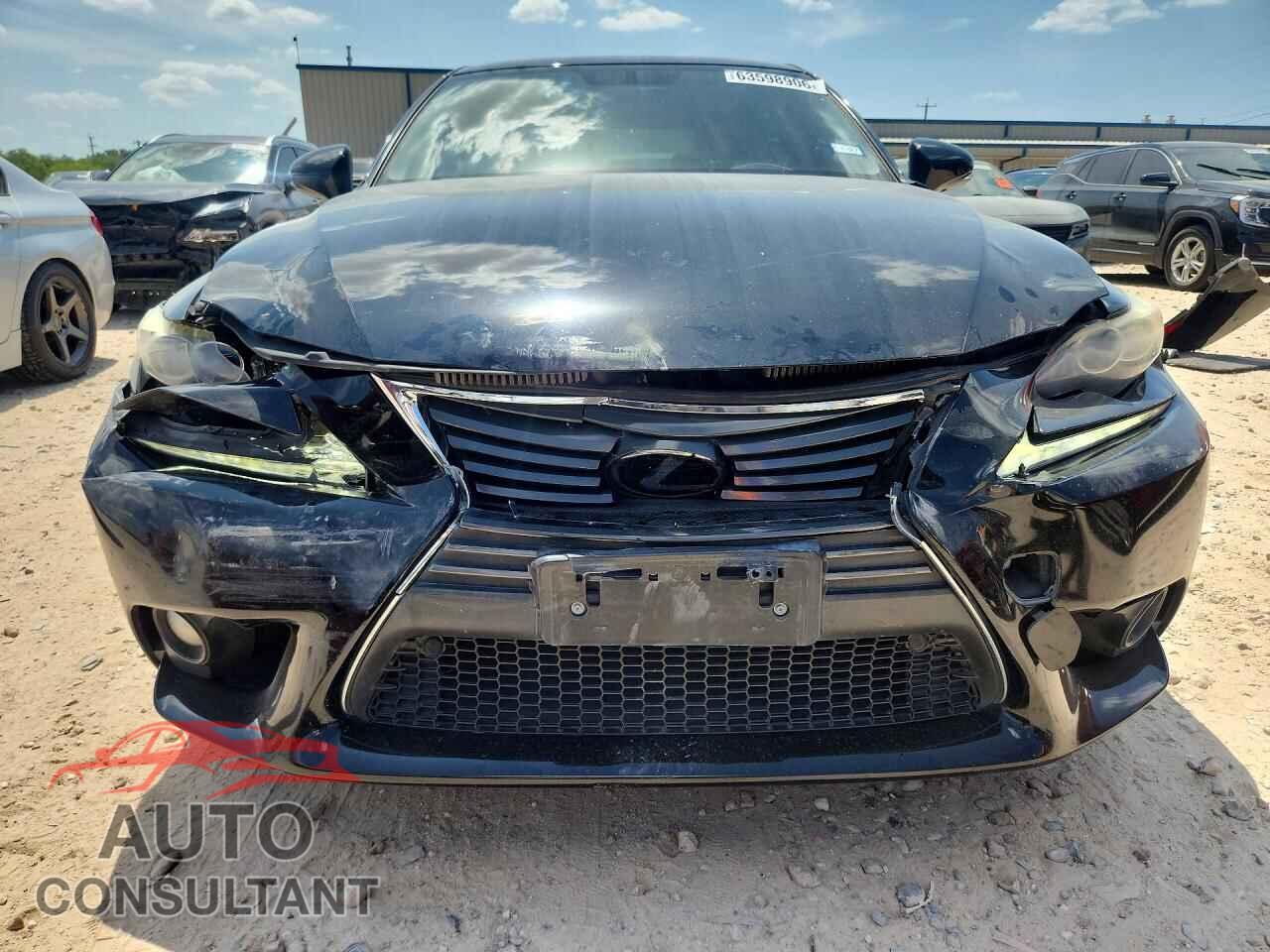 LEXUS IS 2014 - JTHBE1D29E5005136