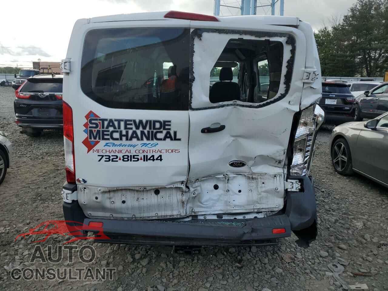 FORD TRANSIT 2018 - 1FTYR1YM1JKB16531