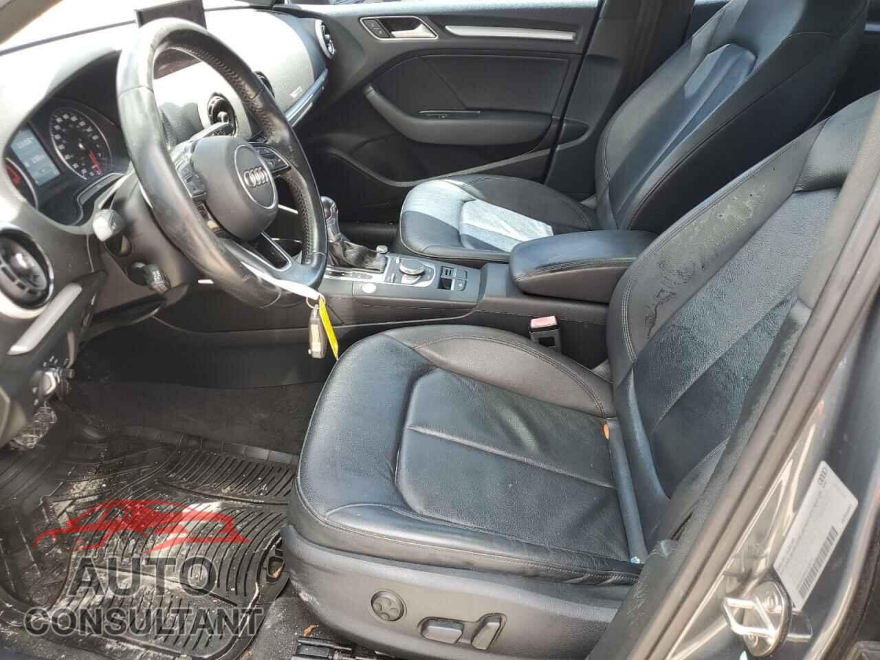 AUDI A3 2017 - WAUAUGFF0H1026713