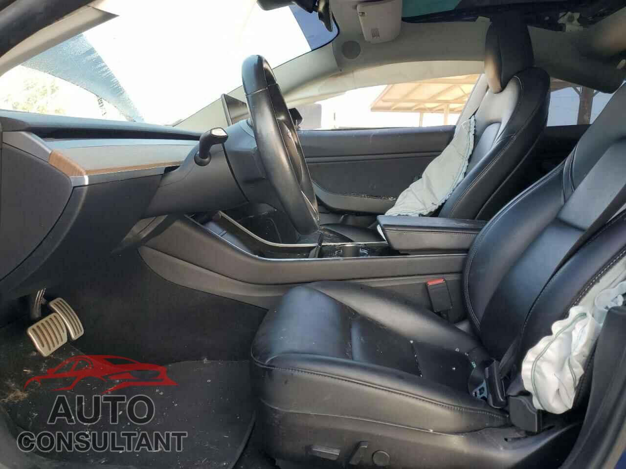 TESLA MODEL 3 2019 - 5YJ3E1EB5KF231365