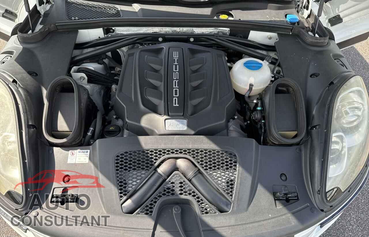 PORSCHE MACAN 2017 - WP1AB2A58HLB10811