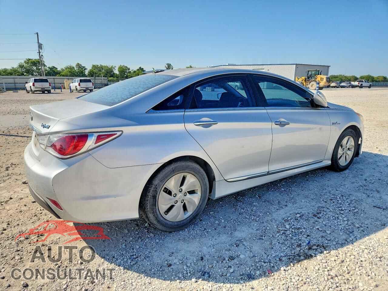 HYUNDAI SONATA 2015 - KMHEC4A43FA119276