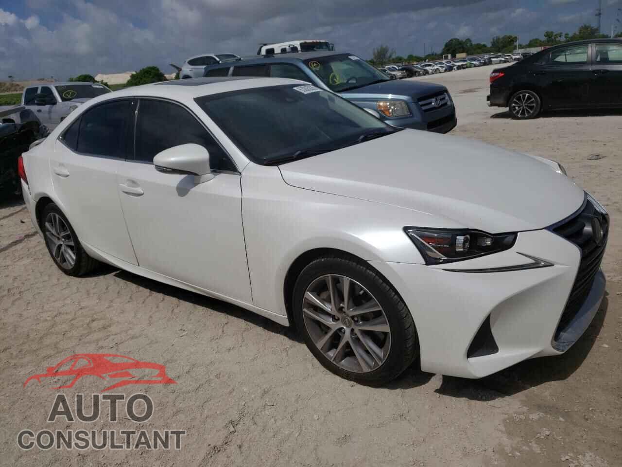 LEXUS IS 2018 - JTHBA1D20J5082984