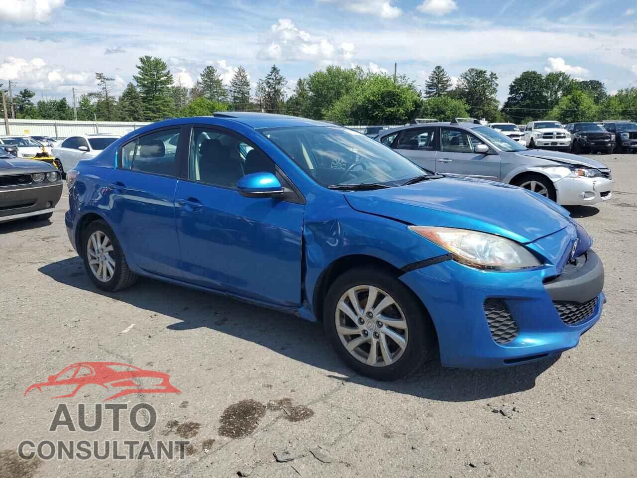 MAZDA 3 2012 - JM1BL1V85C1589744